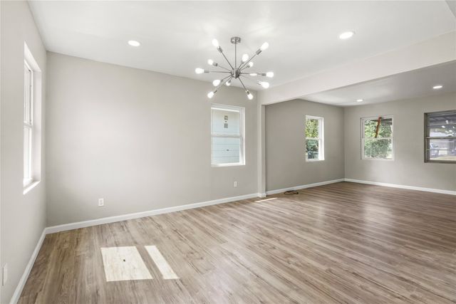 2116 Ridgeway Street, Arlington, TX 76010