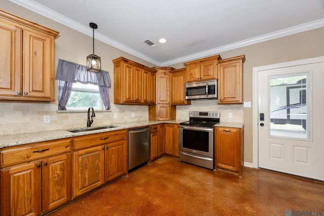 13464 Bourgeois Rd, Gonzales, LA 70737