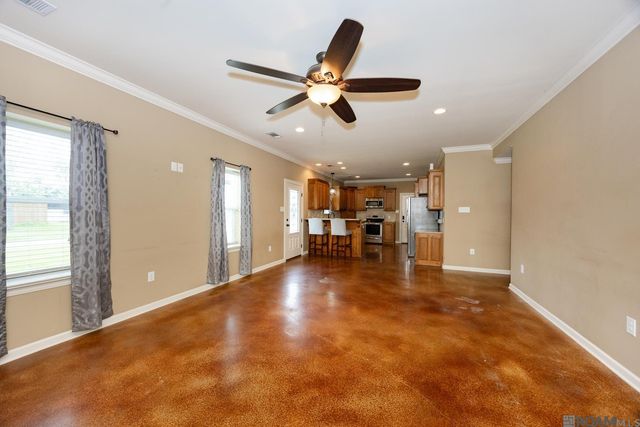 13464 Bourgeois Rd, Gonzales, LA 70737