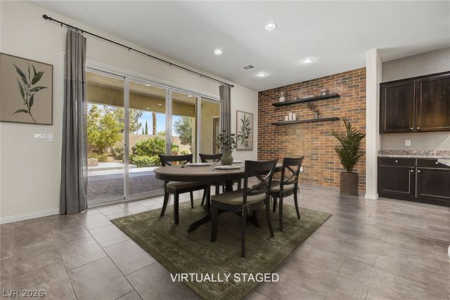 7132 Shire Ridge Avenue, Las Vegas, NV 89131