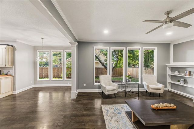 10614 W 128th Street, Overland Park, KS 66213