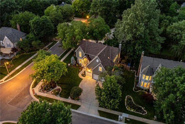 10614 W 128th Street, Overland Park, KS 66213