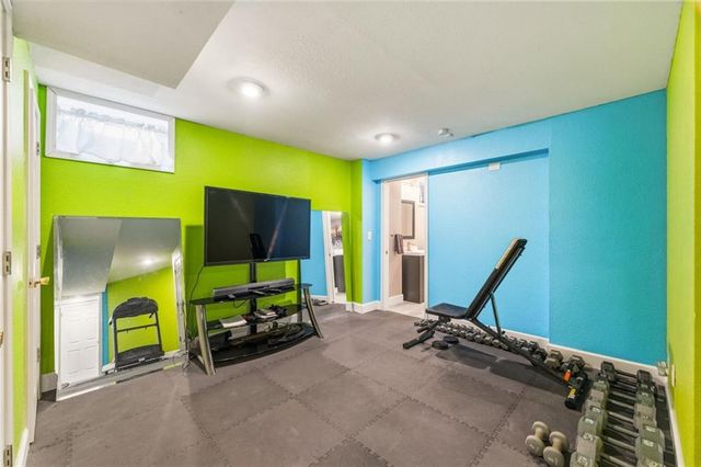 10614 W 128th Street, Overland Park, KS 66213