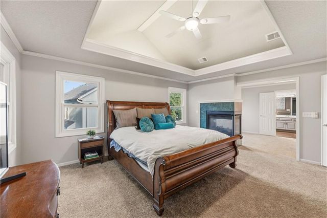 10614 W 128th Street, Overland Park, KS 66213