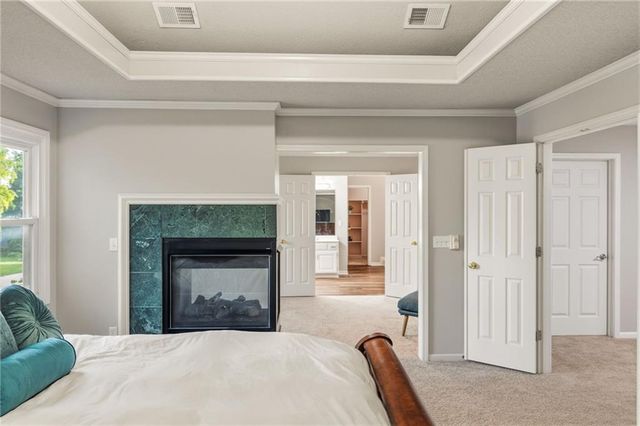 10614 W 128th Street, Overland Park, KS 66213