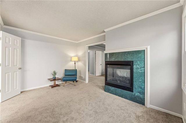10614 W 128th Street, Overland Park, KS 66213