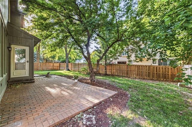 10614 W 128th Street, Overland Park, KS 66213