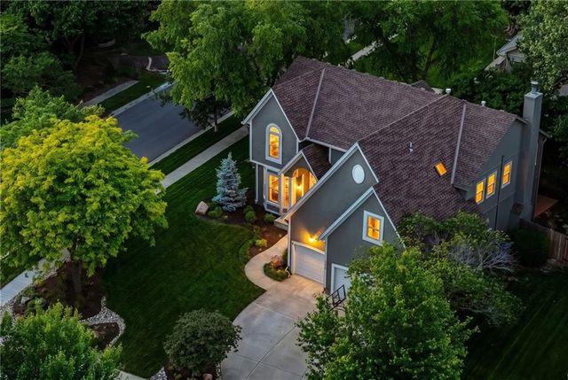 10614 W 128th Street, Overland Park, KS 66213