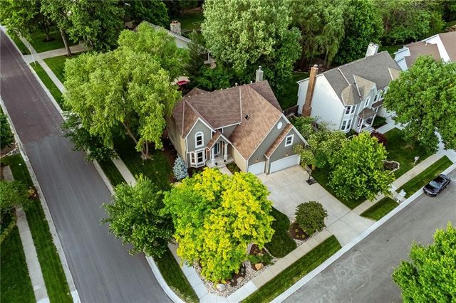 10614 W 128th Street, Overland Park, KS 66213