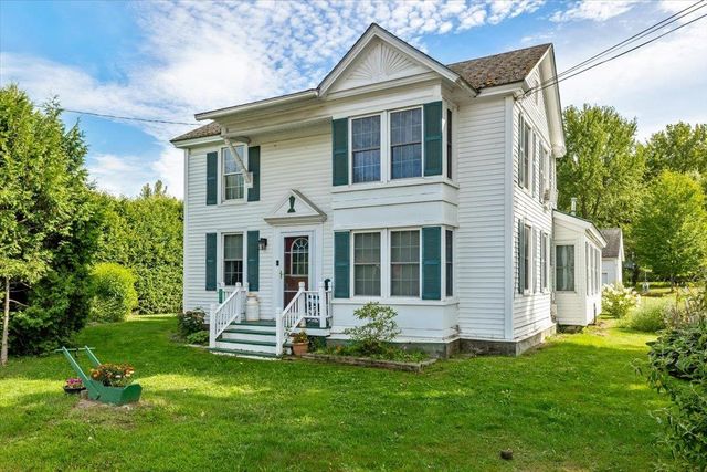 221 S Main Street, Cambridge, VT 05444