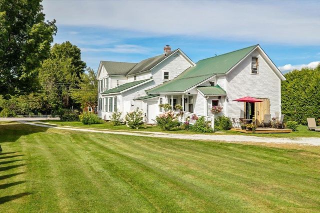 221 S Main Street, Cambridge, VT 05444