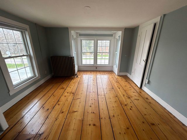 221 S Main Street, Cambridge, VT 05444