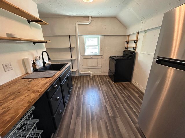 221 S Main Street, Cambridge, VT 05444