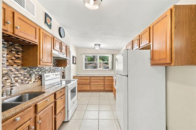 742 TEMPLE AVENUE, Orange City, FL 32763