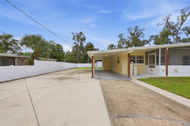 742 TEMPLE AVENUE, Orange City, FL 32763