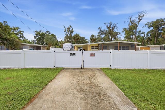 742 TEMPLE AVENUE, Orange City, FL 32763