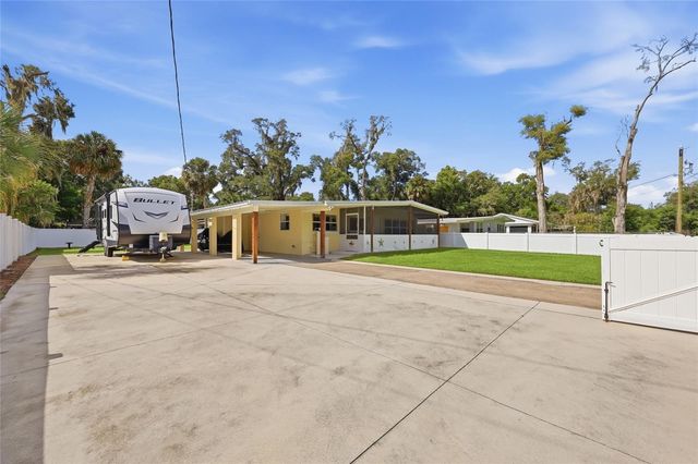 742 TEMPLE AVENUE, Orange City, FL 32763
