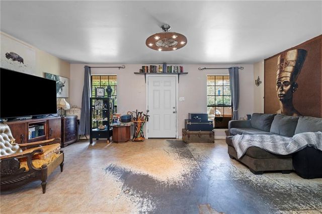 8765 Conquistador Circle W, Grand Bay, AL 36541