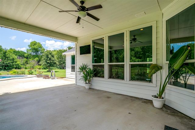 793 HCR 1212, Blum, TX 76627