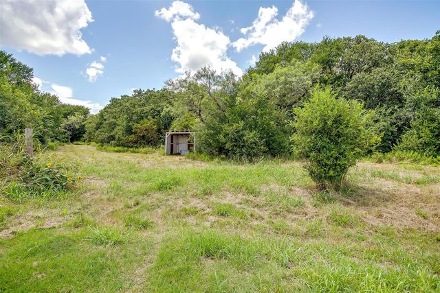 793 HCR 1212, Blum, TX 76627