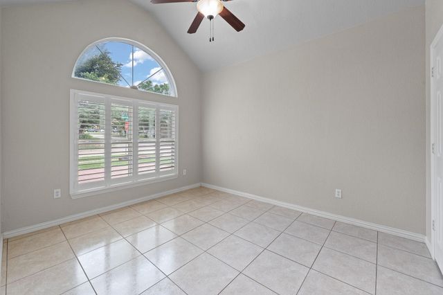4001 Dexter Avenue, Fort Worth, TX 76107
