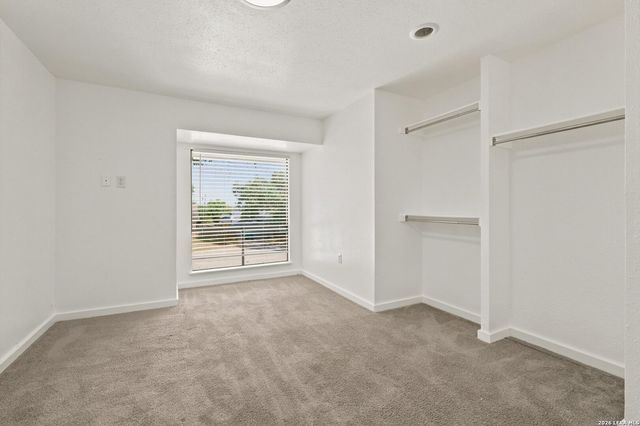 8414 ZODIAC DR, Universal City, TX 78148