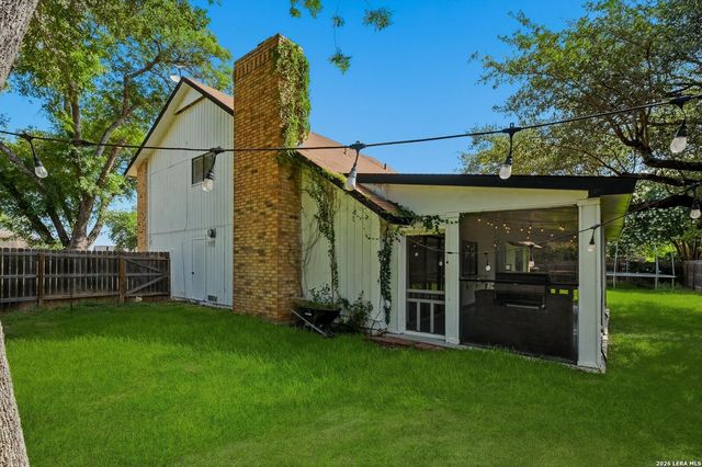 8414 ZODIAC DR, Universal City, TX 78148