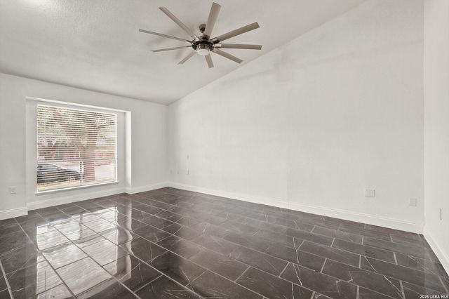 8414 ZODIAC DR, Universal City, TX 78148