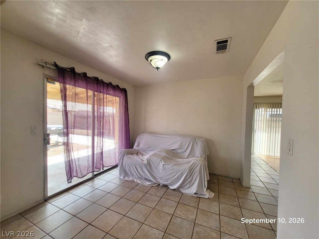 6801 High Bluff Way, Las Vegas, NV 89108 — photo 4