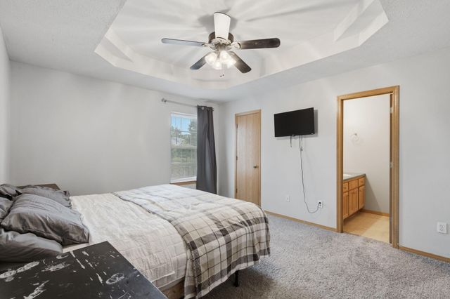 1135 S Almond Court, Nixa, MO 65714