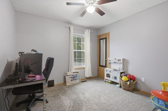 1135 S Almond Court, Nixa, MO 65714
