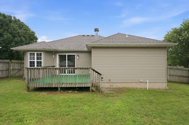 1135 S Almond Court, Nixa, MO 65714