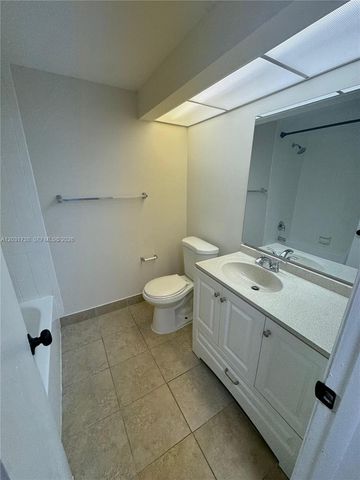 16498 NE 26th Ave 12, North Miami Beach, FL 33160