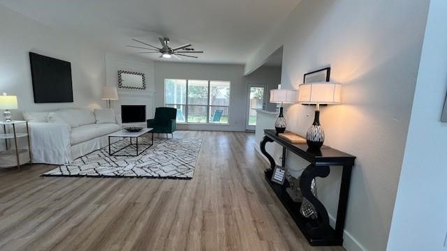 639 Manchester Drive, Mansfield, TX 76063
