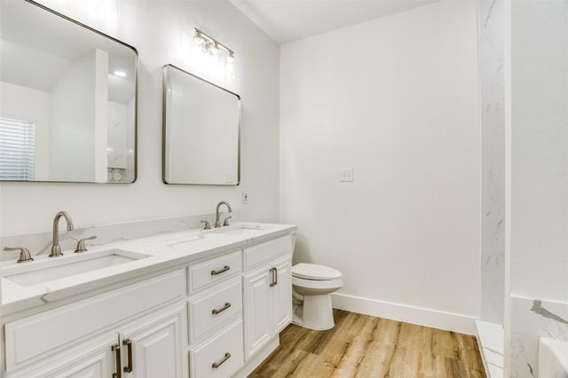 639 Manchester Drive, Mansfield, TX 76063