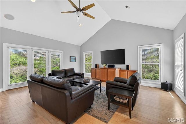 6 Spoede Acres, St Louis, MO 63141