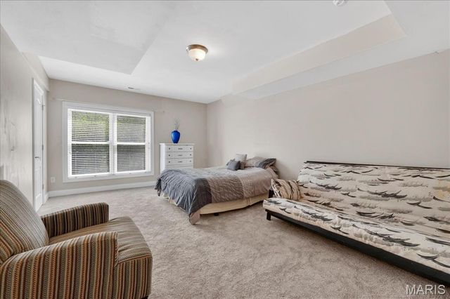 6 Spoede Acres, St Louis, MO 63141