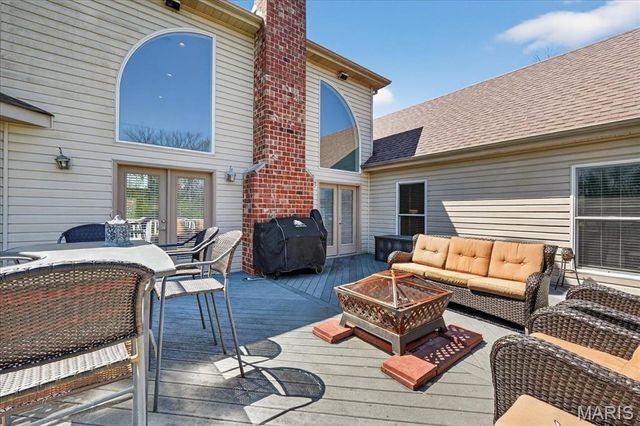 6 Spoede Acres, St Louis, MO 63141