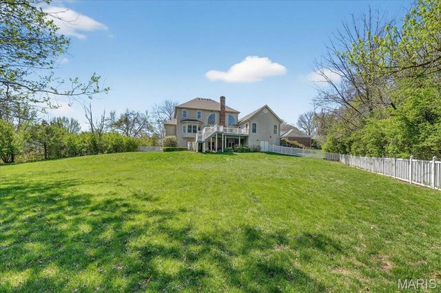 6 Spoede Acres, St Louis, MO 63141
