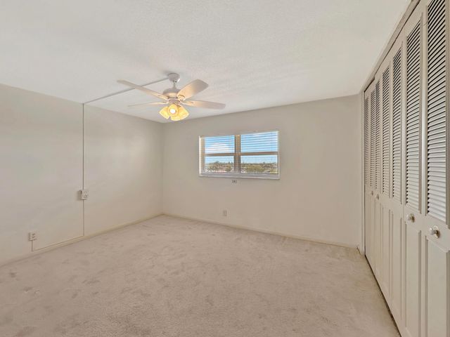 501 Lake Shore Drive 505, West Palm Beach, FL 33403