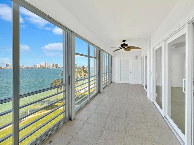 501 Lake Shore Drive 505, West Palm Beach, FL 33403