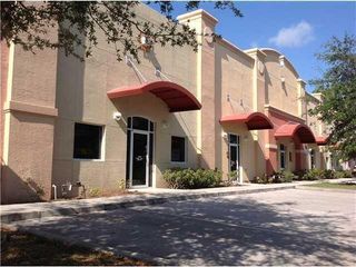 829 Kings Hwy, Fort Pierce, FL 34945