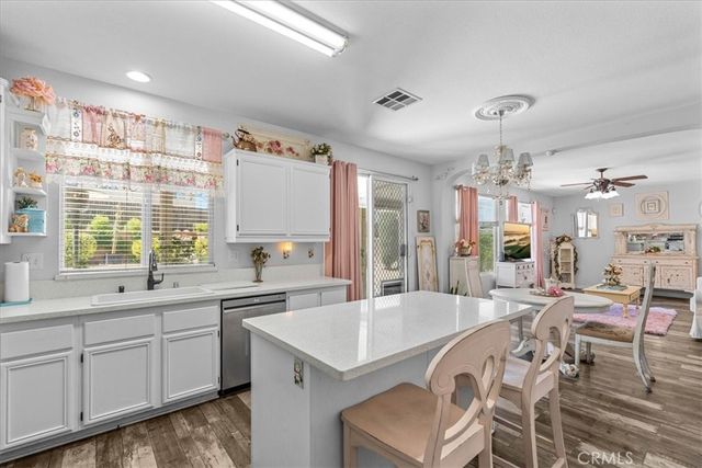 14267 Grayfox Ln, Victorville, CA 92394