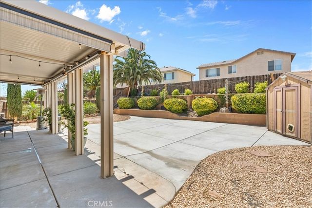 14267 Grayfox Ln, Victorville, CA 92394
