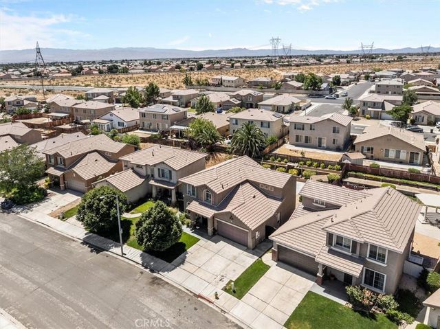 14267 Grayfox Ln, Victorville, CA 92394