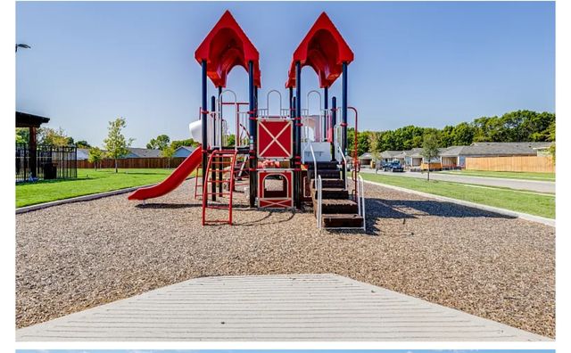 613 Holleman Dr, Princeton, TX 75407