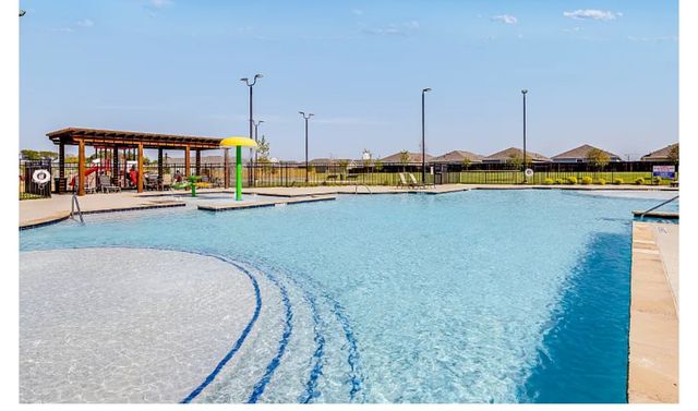 613 Holleman Dr, Princeton, TX 75407