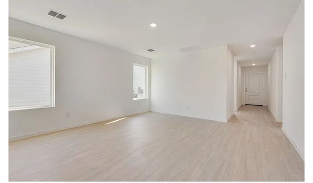 613 Holleman Dr, Princeton, TX 75407