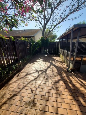 11269 SW 116th Ter 11269, Miami, FL 33176