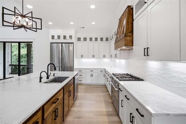 96 Woodstock Road, Roswell, GA 30075